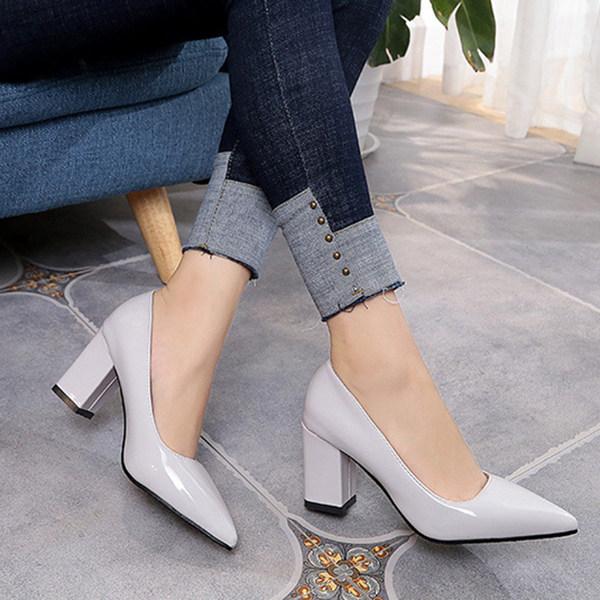 Pointed-Toe Chunky-Heel Leather Shoes